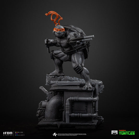 Michelangelo (Black and White Variant) - Teenage Mutant Ninja Turtles - BDS Art Scale 1/10 - Iron Studios