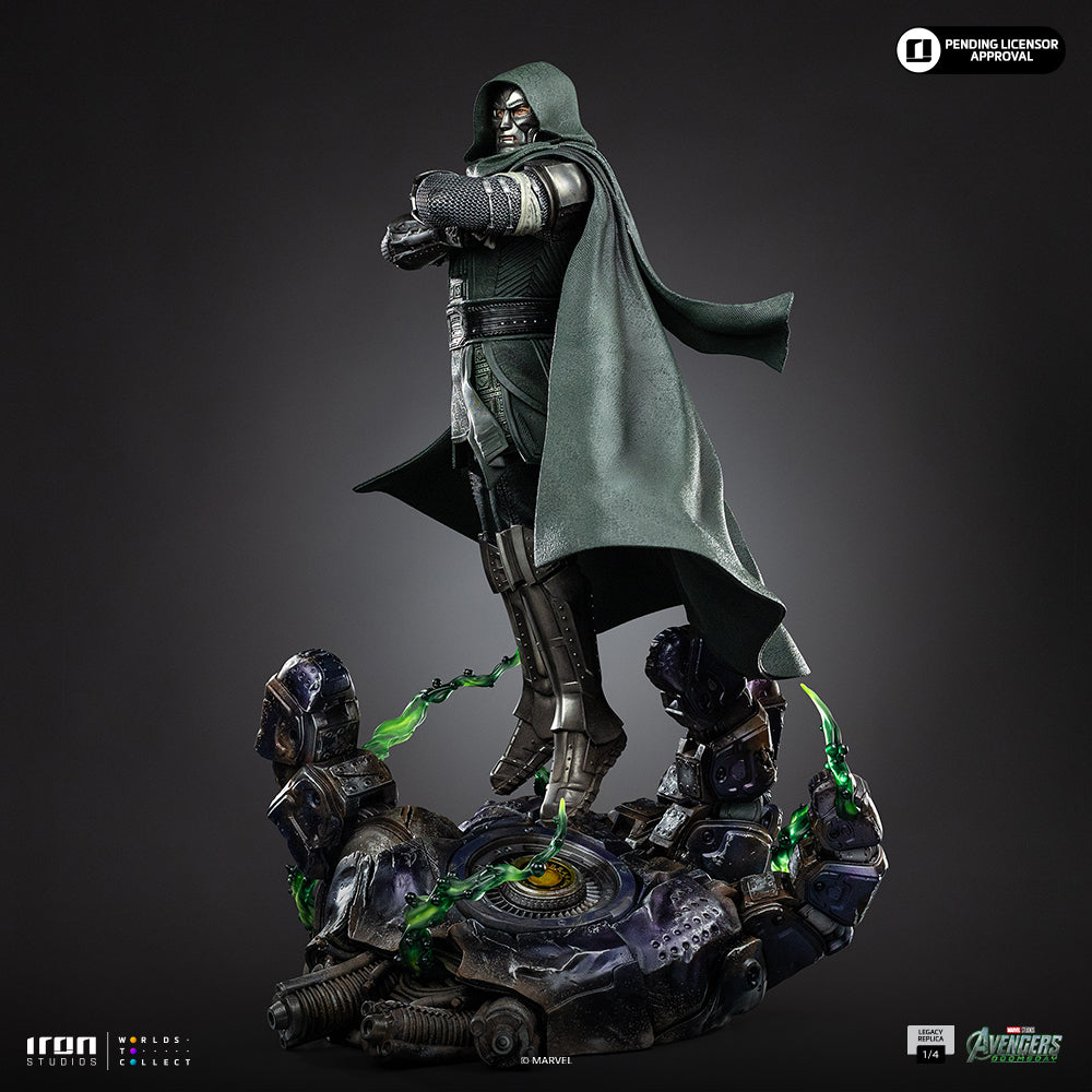 Pre-Order - Statue Doctor Doom - Avengers: Doomsday - Legacy Replica 1/4 - Iron Studios