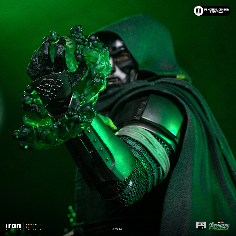 Pre-Order - Statue Doctor Doom - Avengers: Doomsday - Legacy Replica 1/4 - Iron Studios