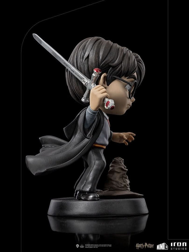 Harry Potter with Sword of Gryffindor - Harry Potter - Minico - Iron Studios
