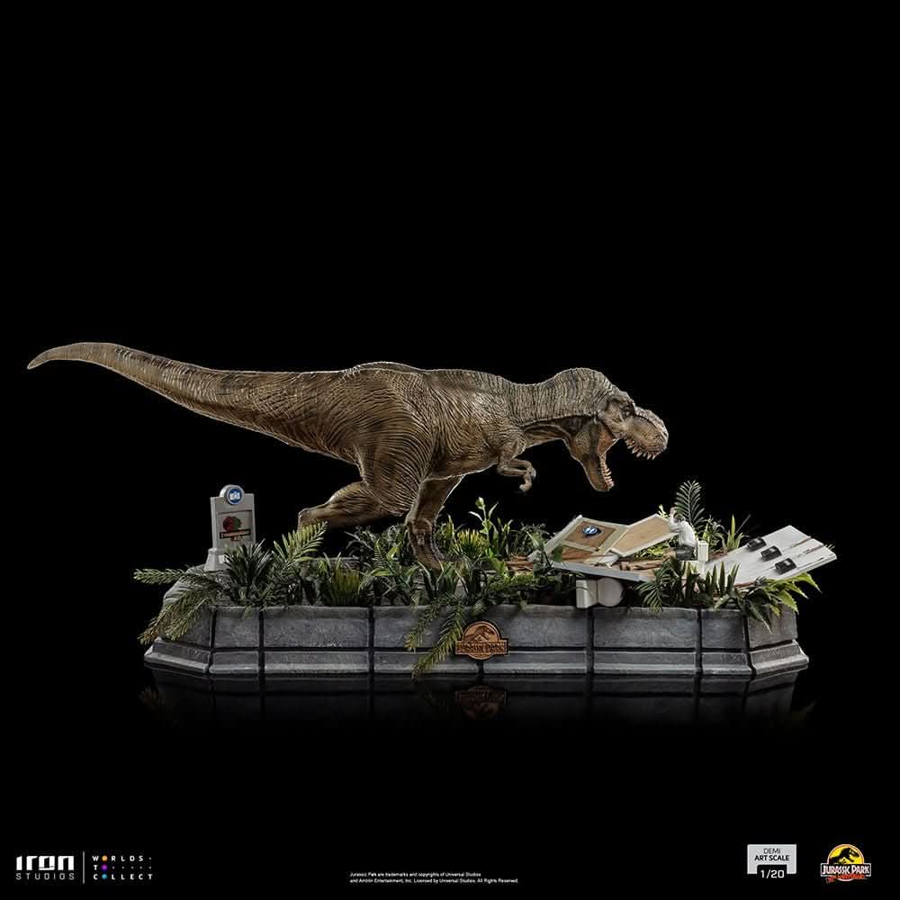 Statue T-Rex Attack Donald Gennaro - Jurassic Park - Demi Scale 1/20 - Iron Studios