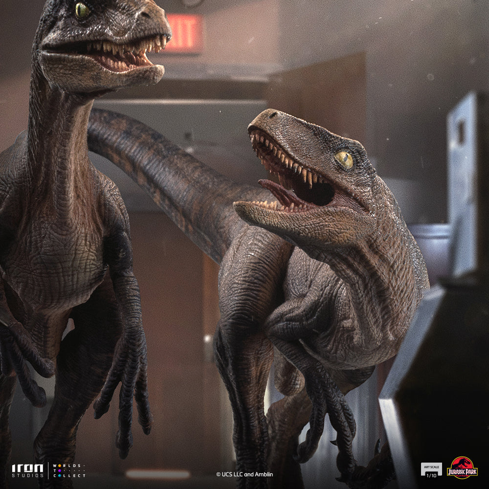 Pre-Order - Statue Raptors at the Kitchen's Door - Jurassic Park - Art Scale 1/10 - Iron Studios